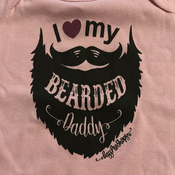 Bass Pro Shops infant onesie “I ❤️ my bearded daddy” NWT - Picture 2 of 5